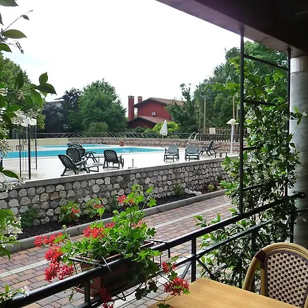 Gelindo Dei Magredi Casa Gialla Vivaro